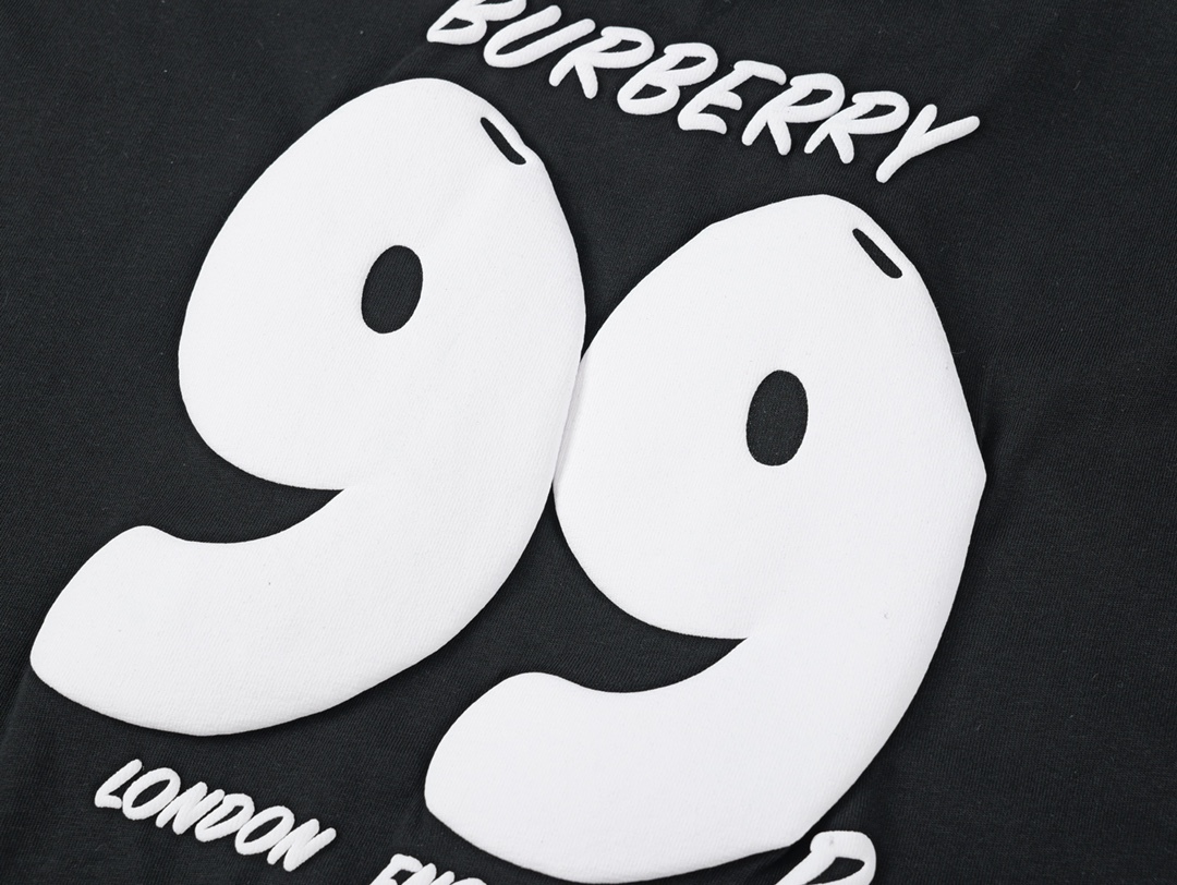 Burberry Ice Cream Round Neck Short Sleeve T-shirt-Luxeon