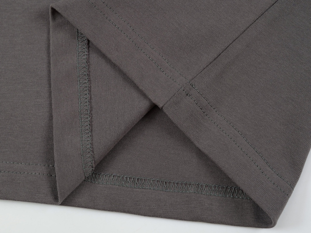 . Large Letter Logo Couple Short Sleeve T-shirt-Luxeon