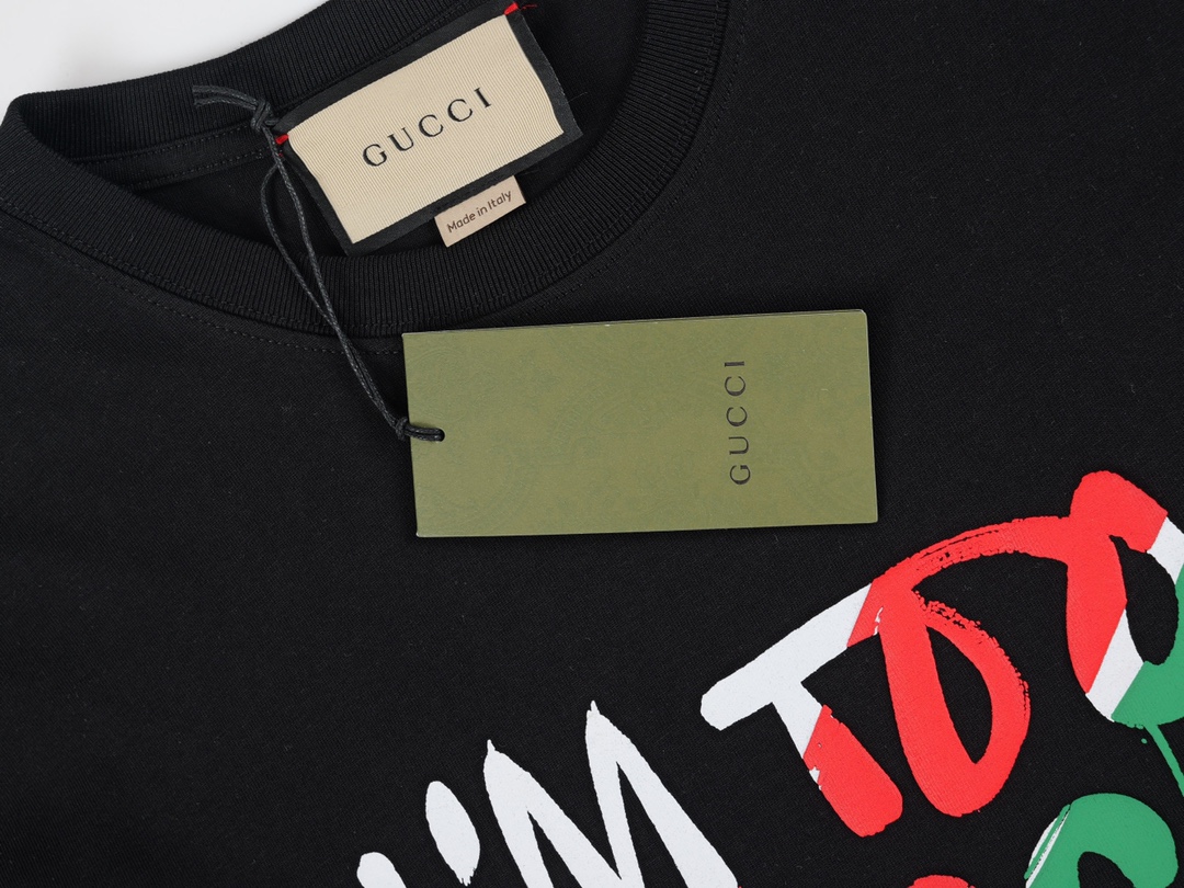 G style Red Green Letter Unisex Short Sleeve T-shirt-Luxeon