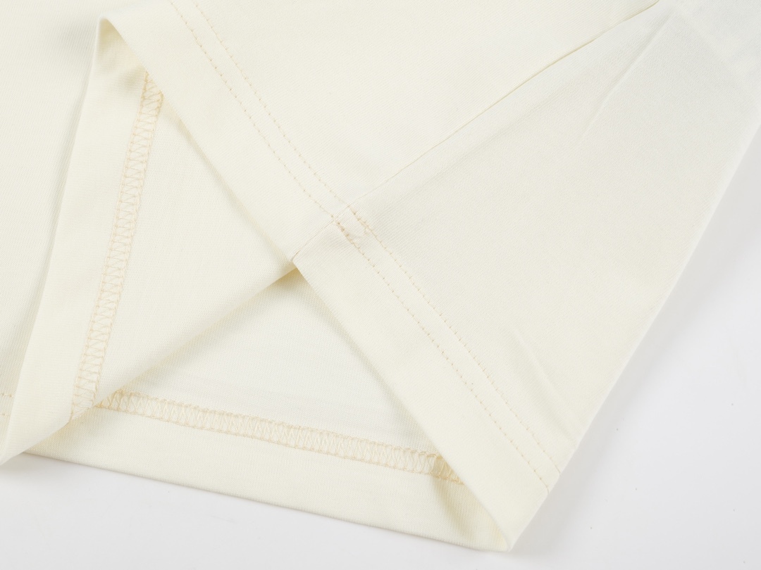 G style Letter Unisex Short Sleeve T-shirt-Luxeon