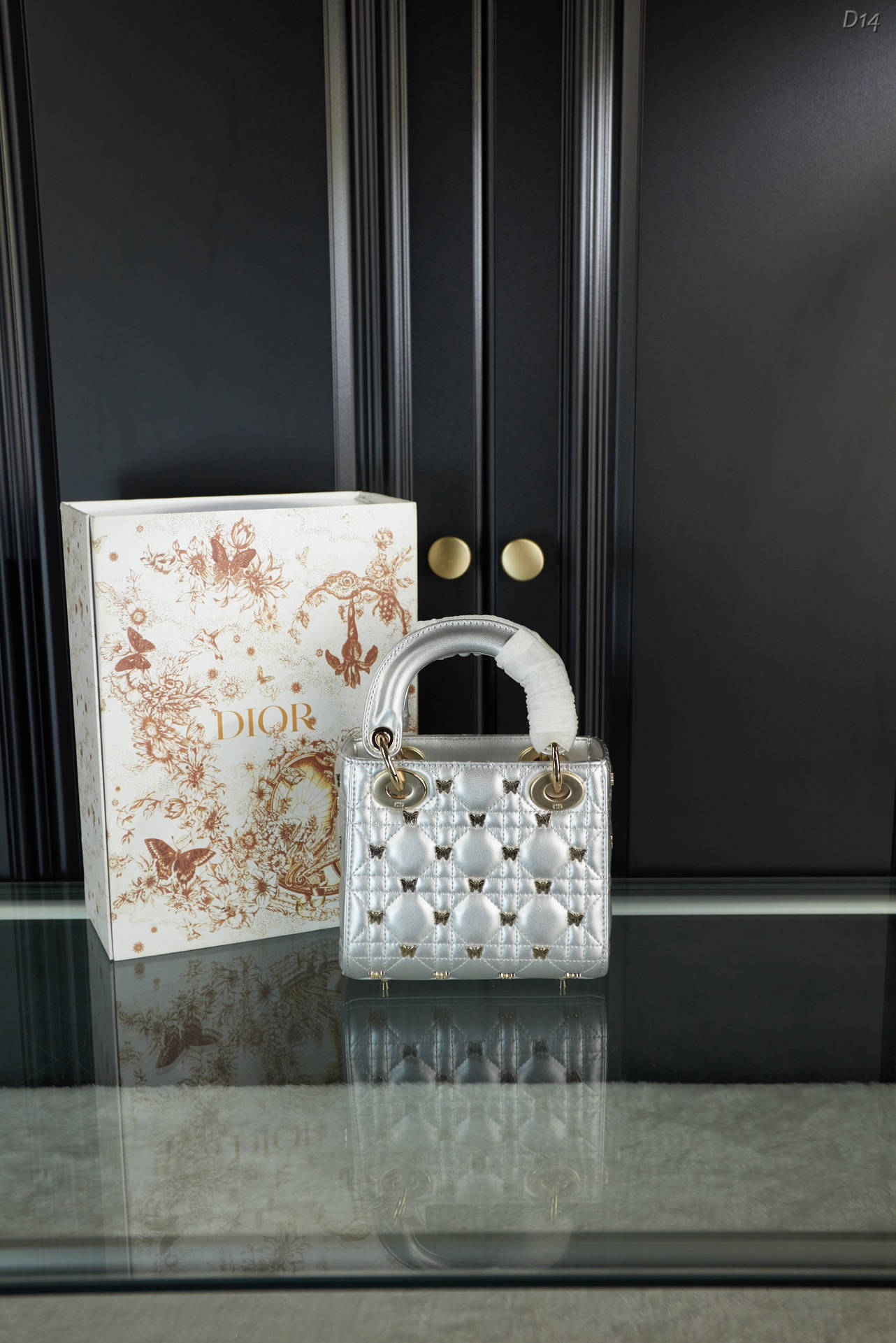 D style Butterfly Diana bag