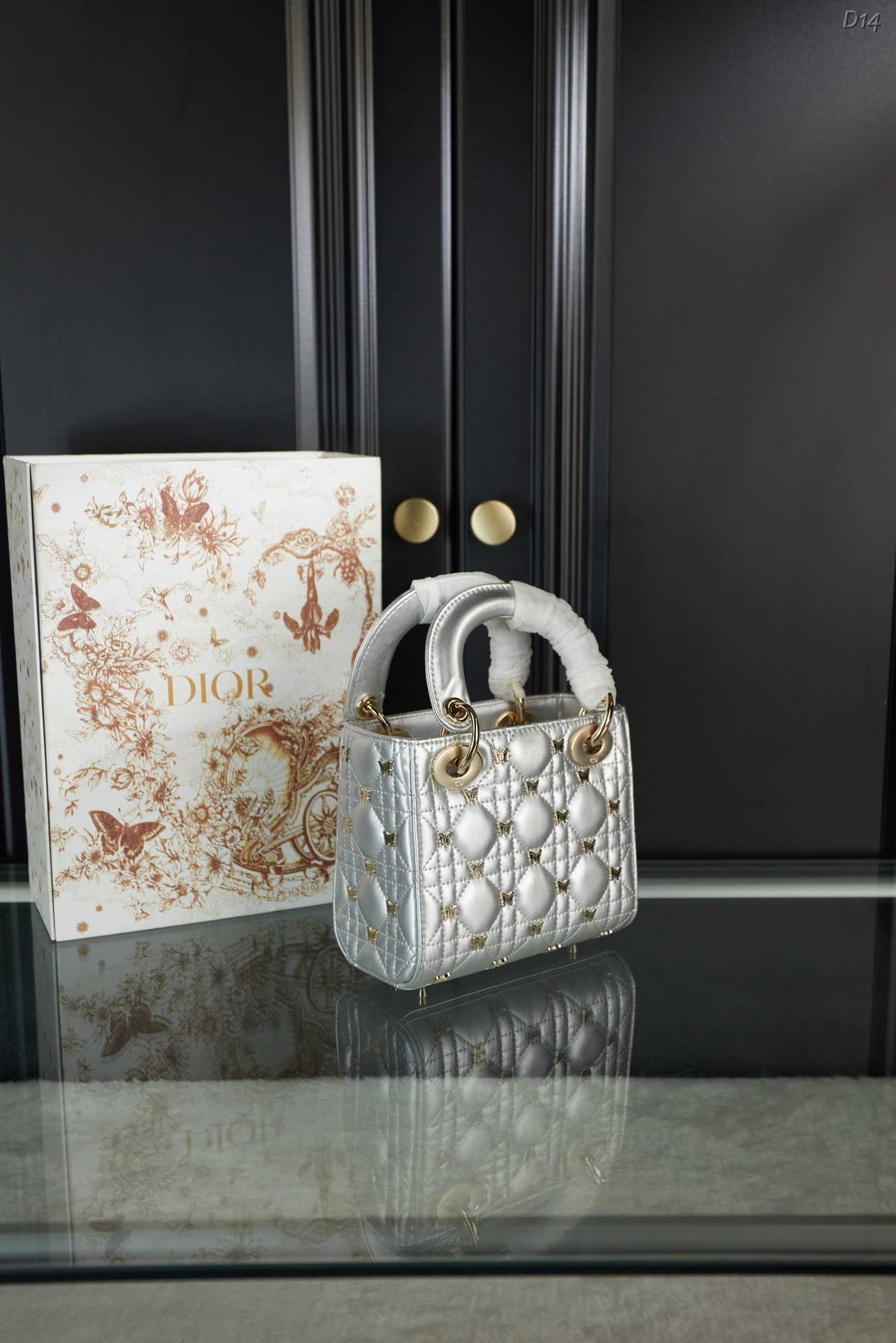 D style Butterfly Diana bag