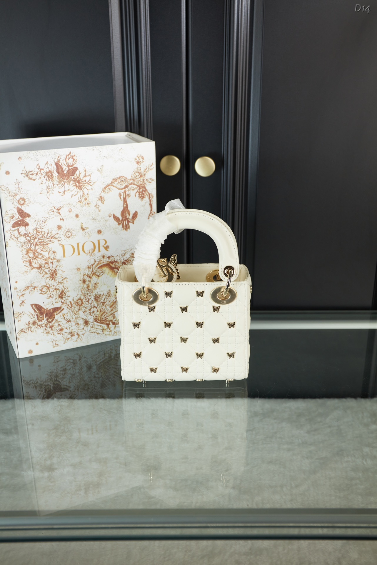 D style Butterfly Diana bag