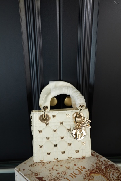 D style Butterfly Diana bag