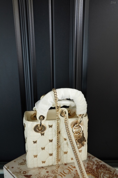 D style Butterfly Diana bag