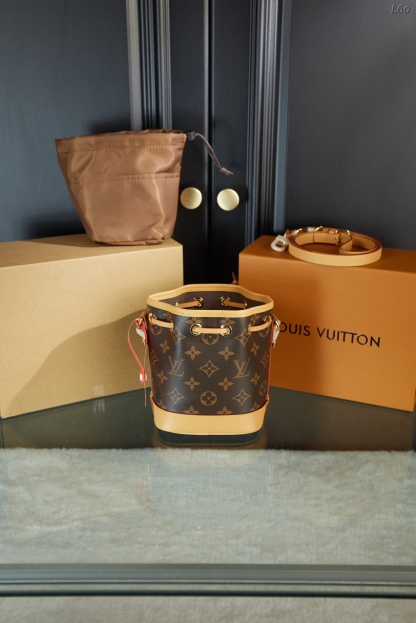 L style nano noe mini bucket bag