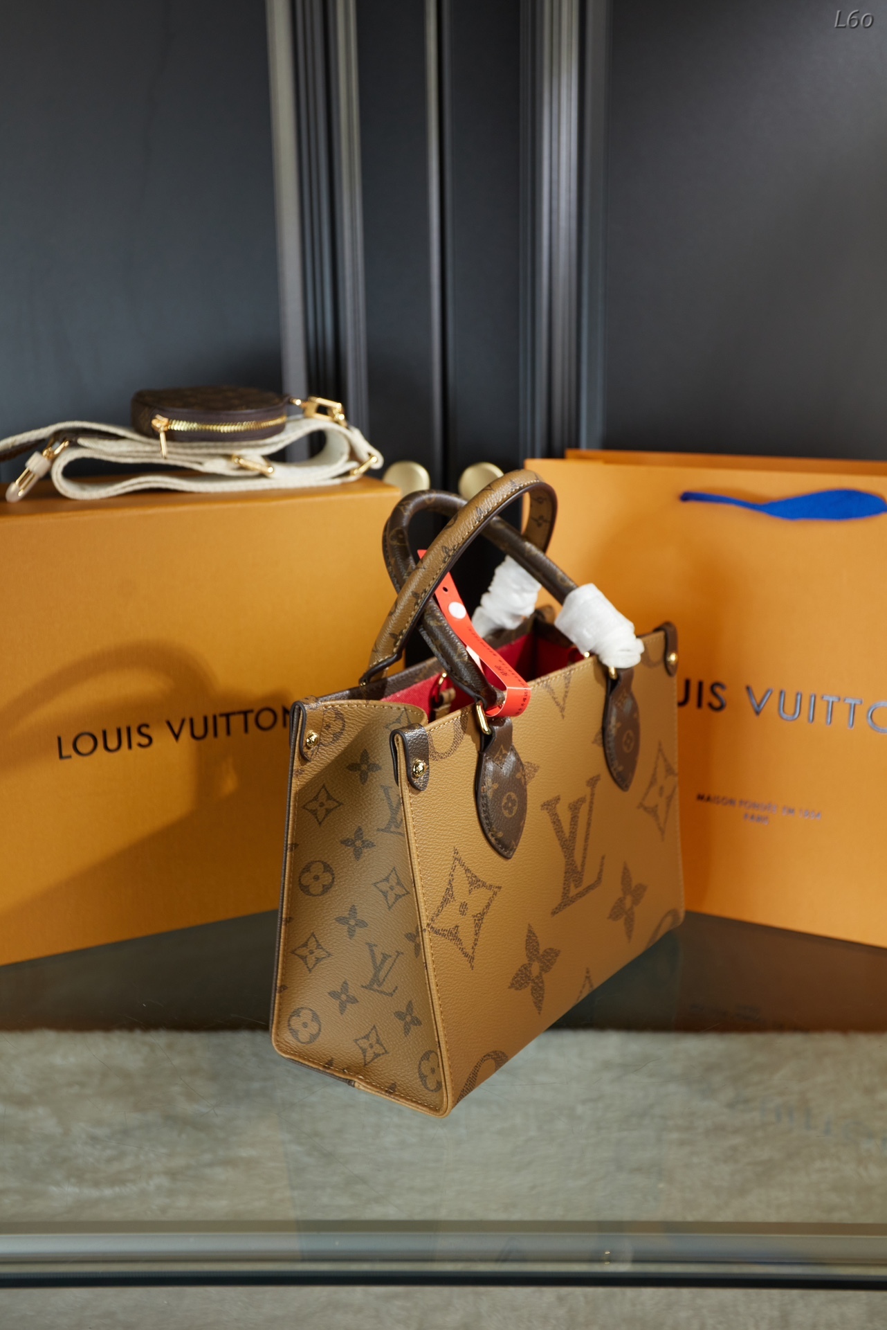 L style Onthego jungle tote bag