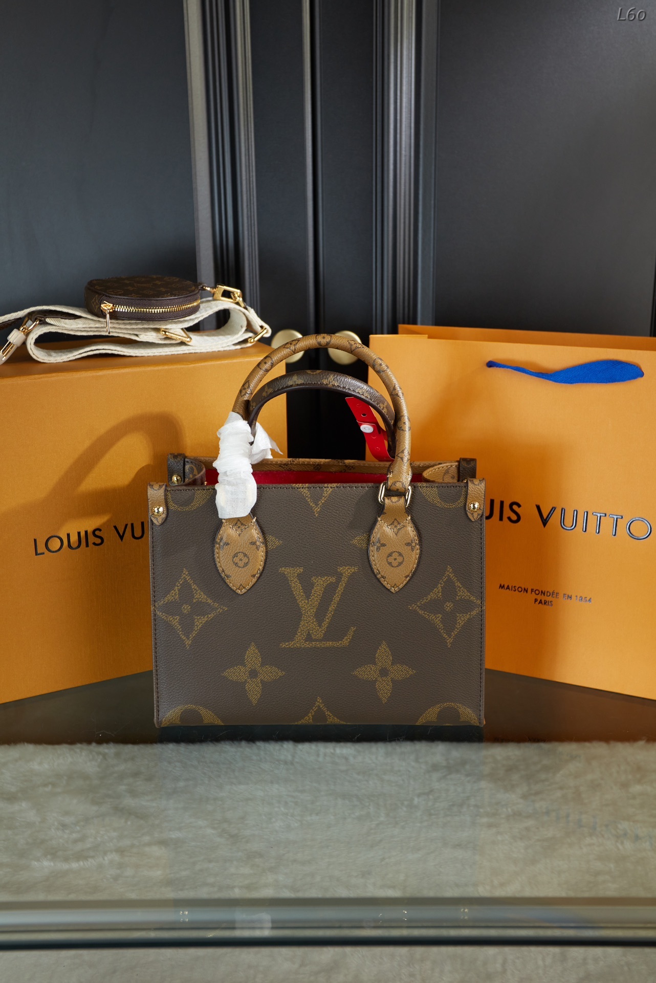 L style Onthego jungle tote bag