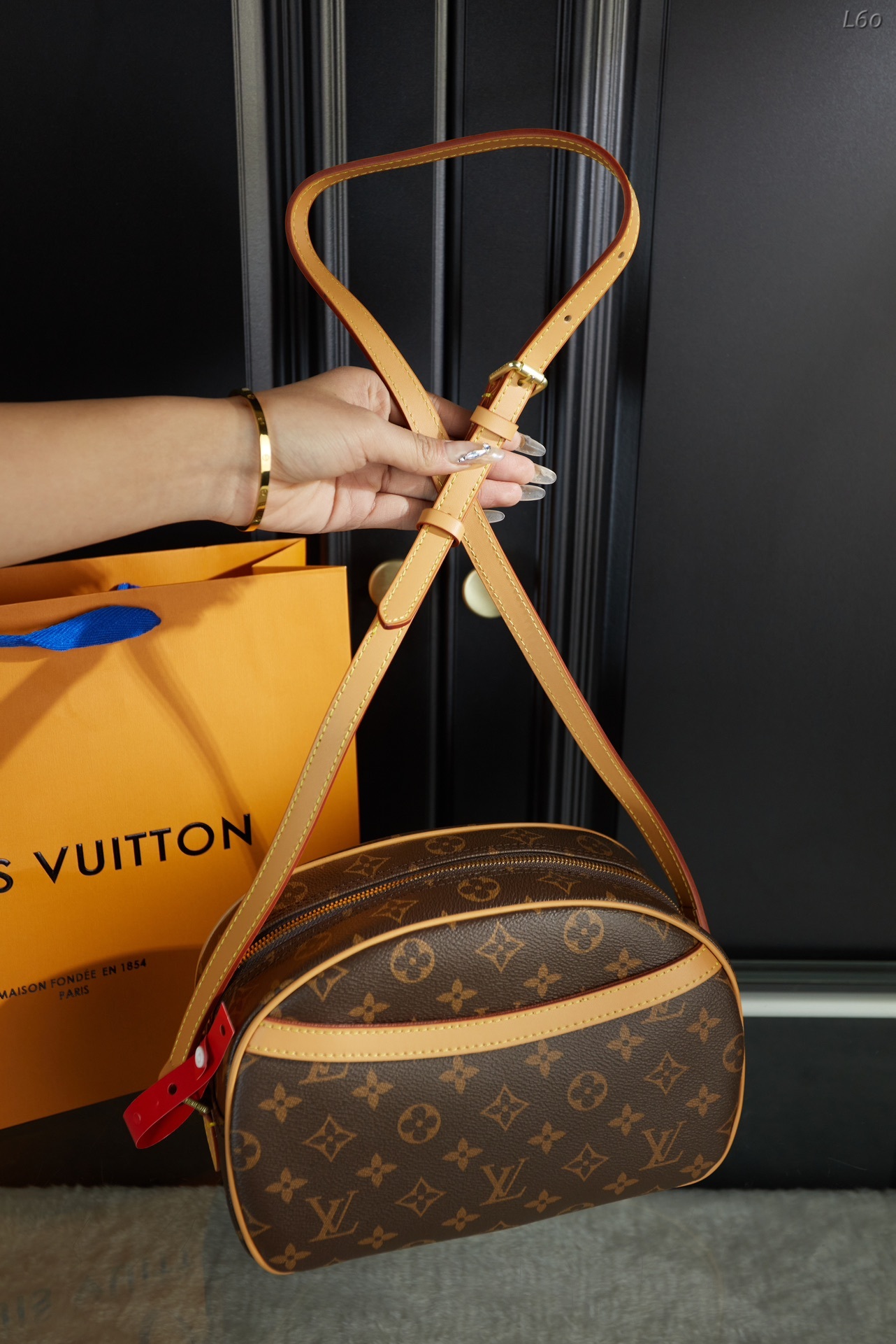 L style Medieval Apple Buns