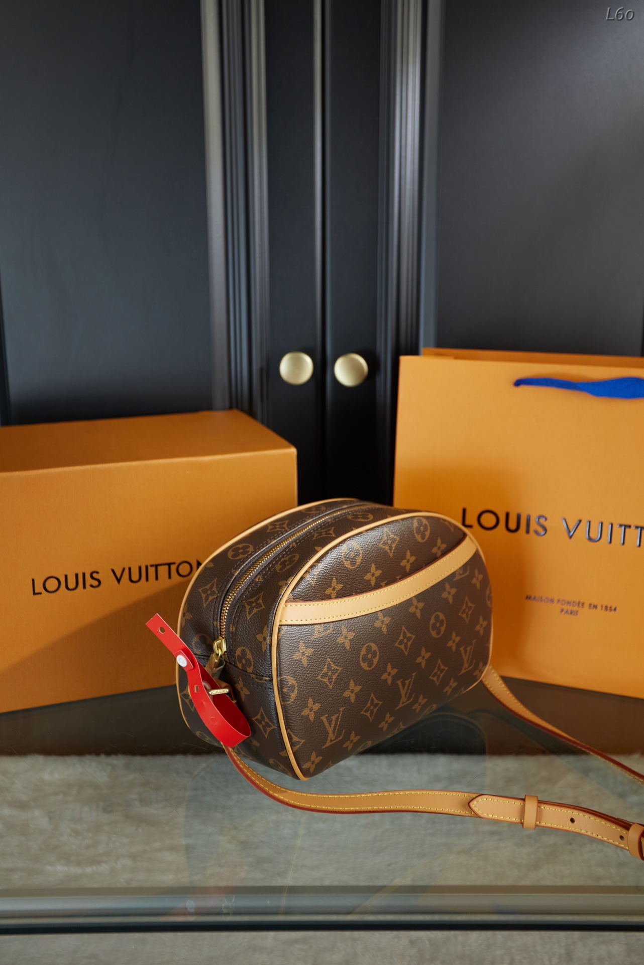 L style Medieval Apple Buns