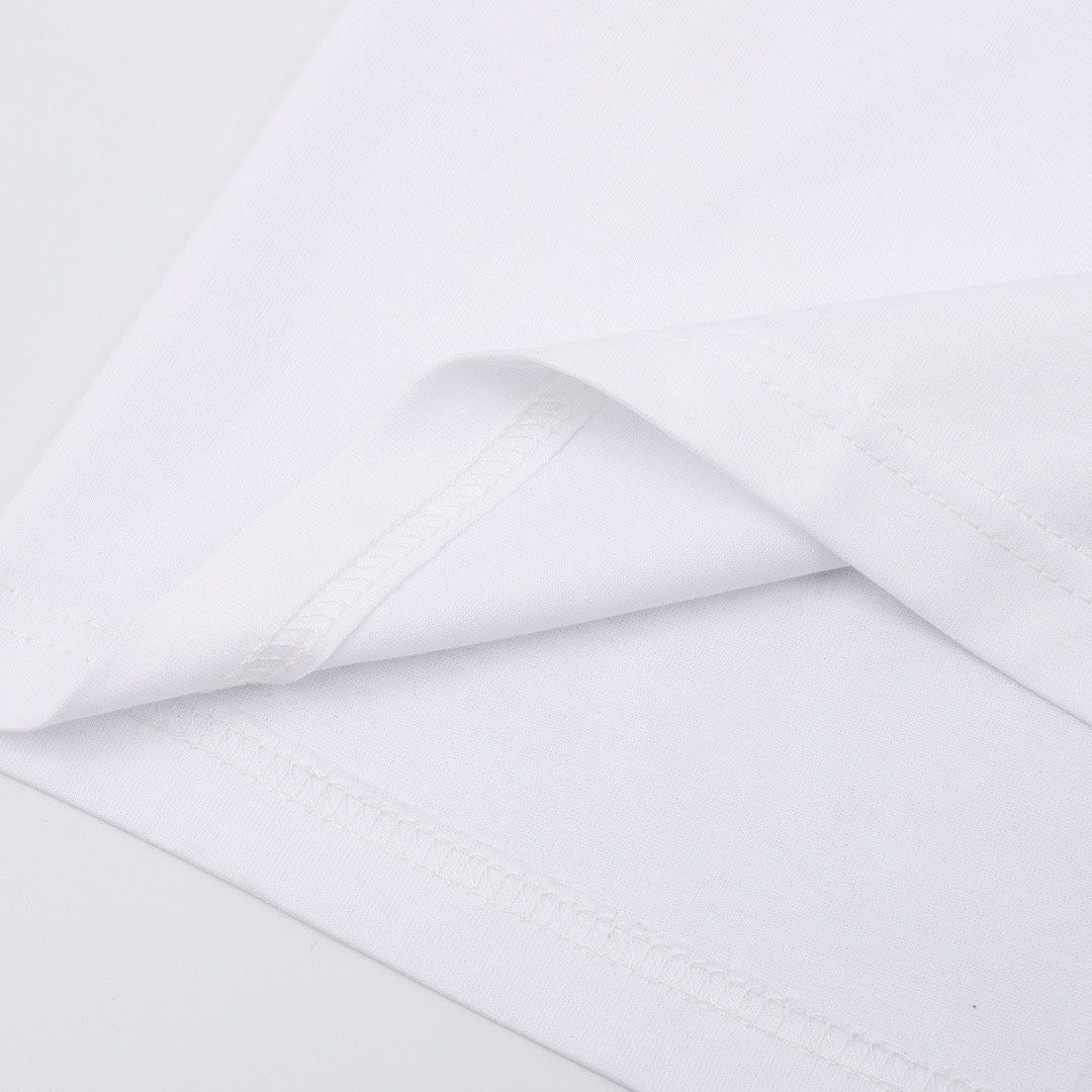 B Style embroidered t-shirt loose fit t-shirt