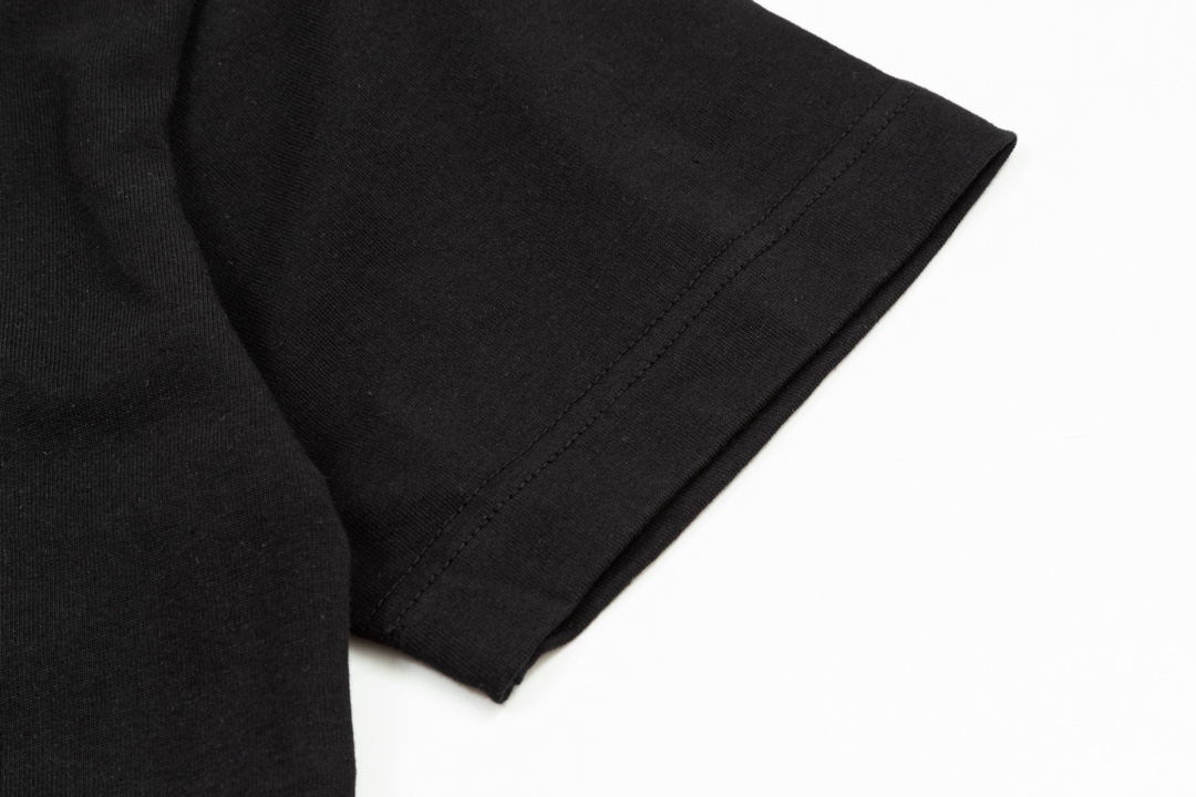 B Style chest letter short sleeve T-shirt