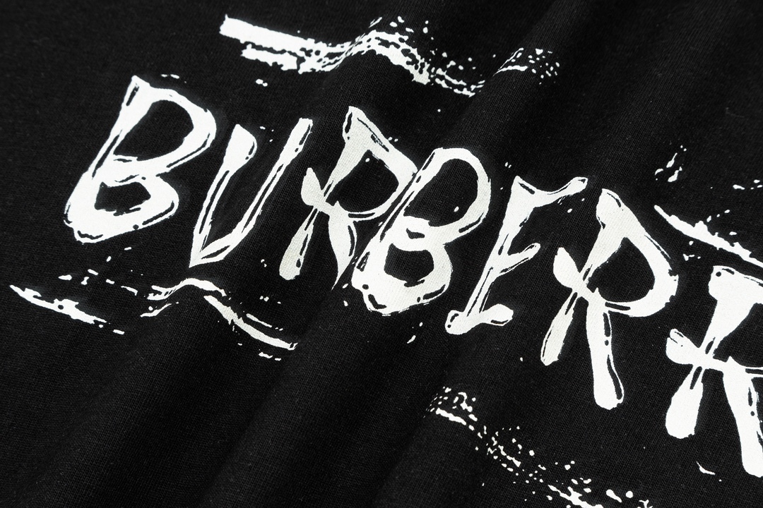 B Style chest letter short sleeve T-shirt