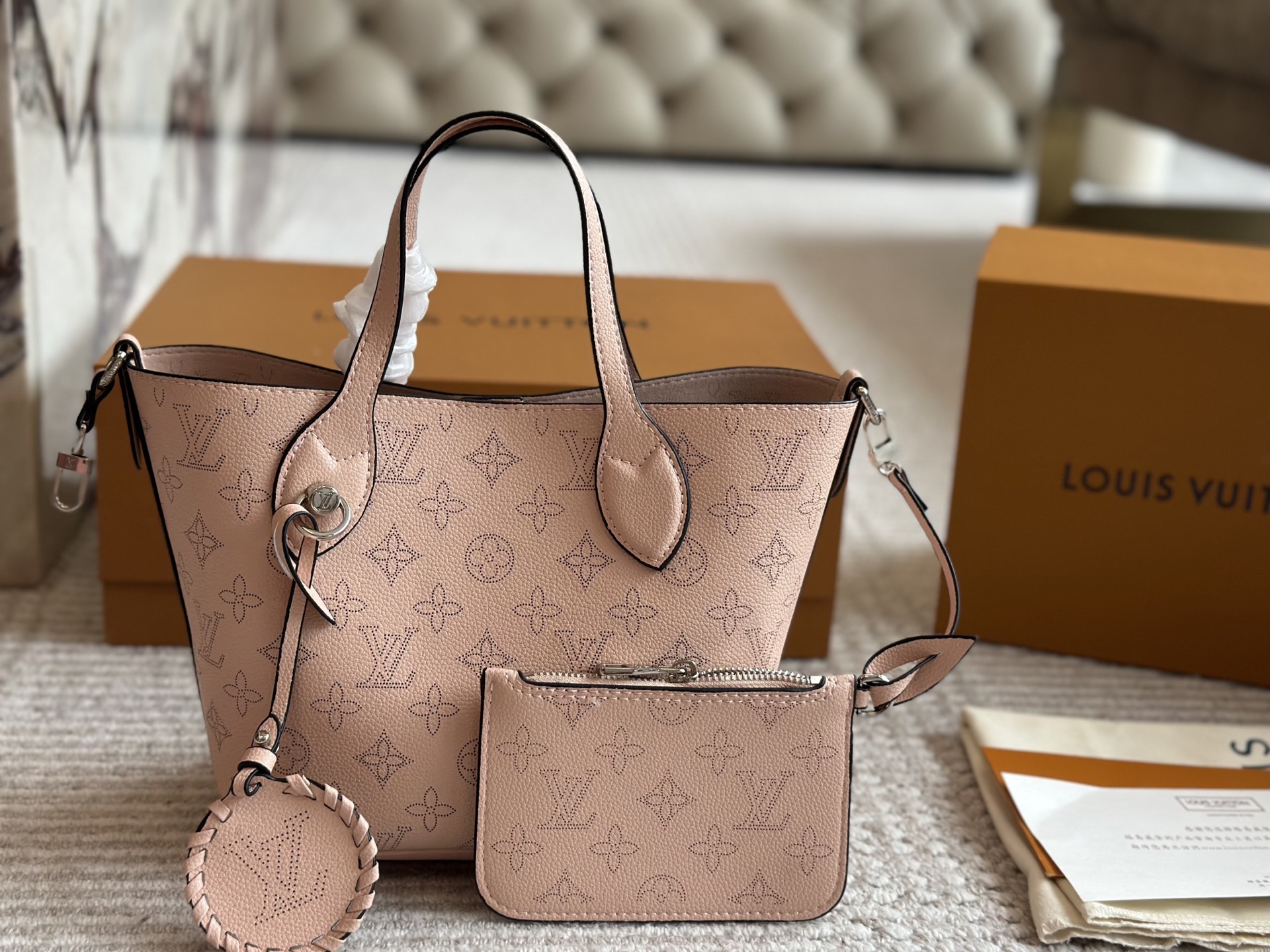 L Style Bucket Deformed Handbag Perforated Cow Leather