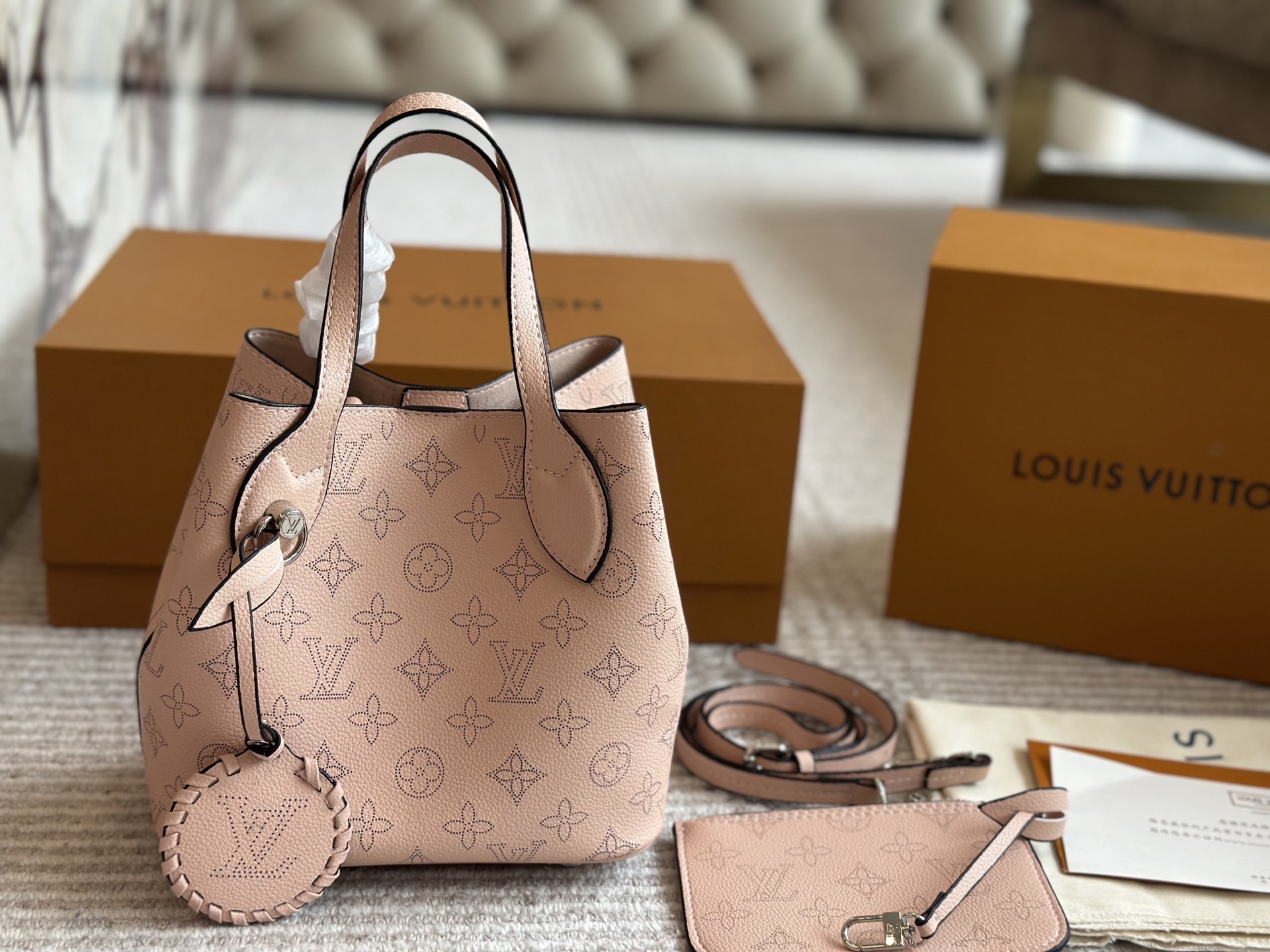 L Style Bucket Deformed Handbag Perforated Cow Leather