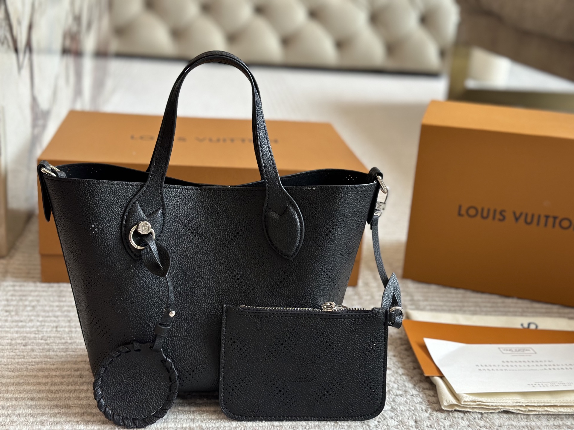 L Style Bucket Deformed Handbag Perforated Cow Leather