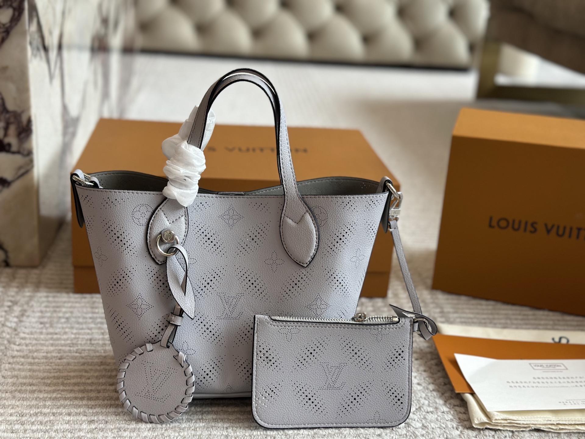 L Style Bucket Deformed Handbag Perforated Cow Leather