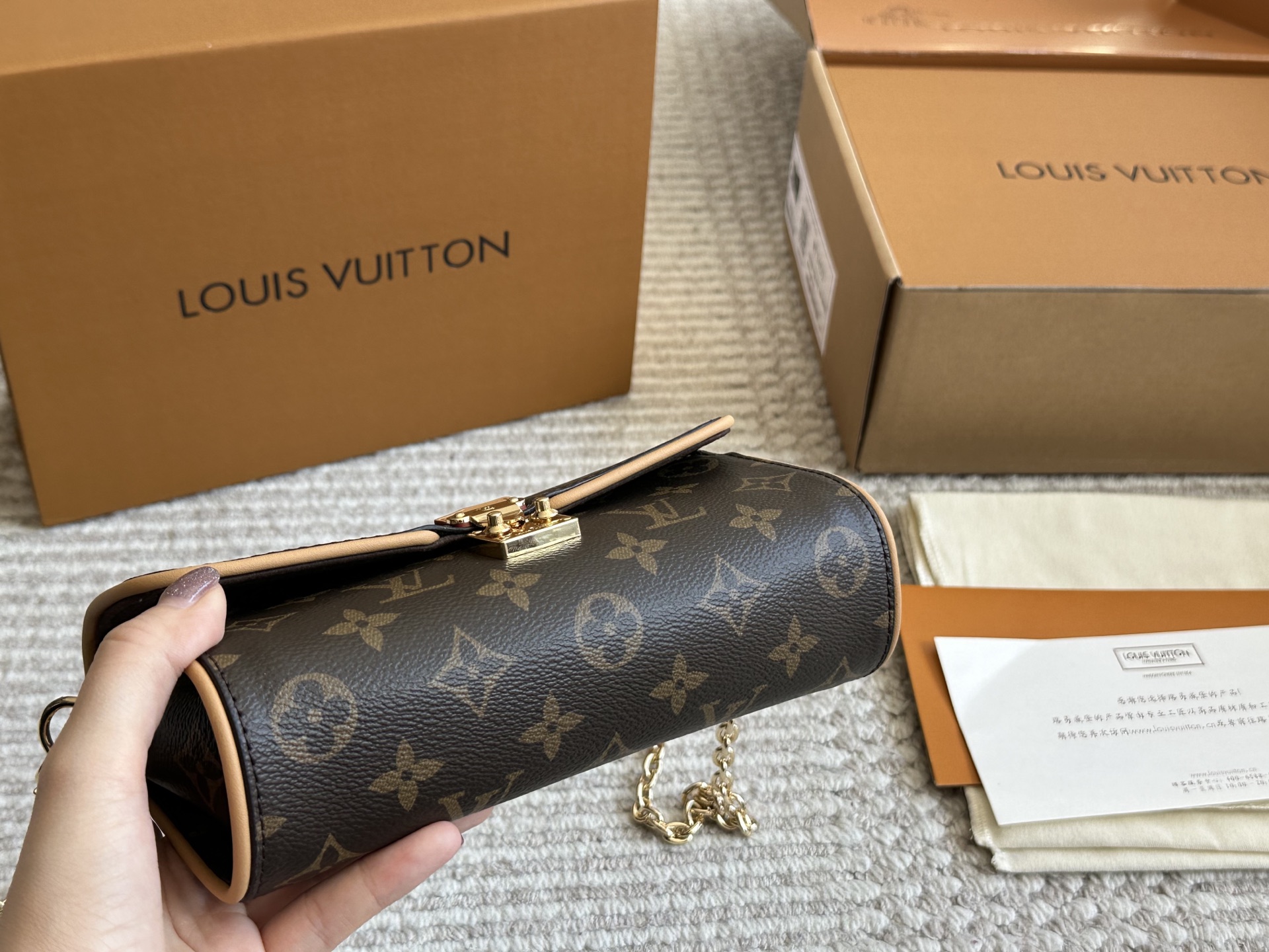 L style pochette camill Bag