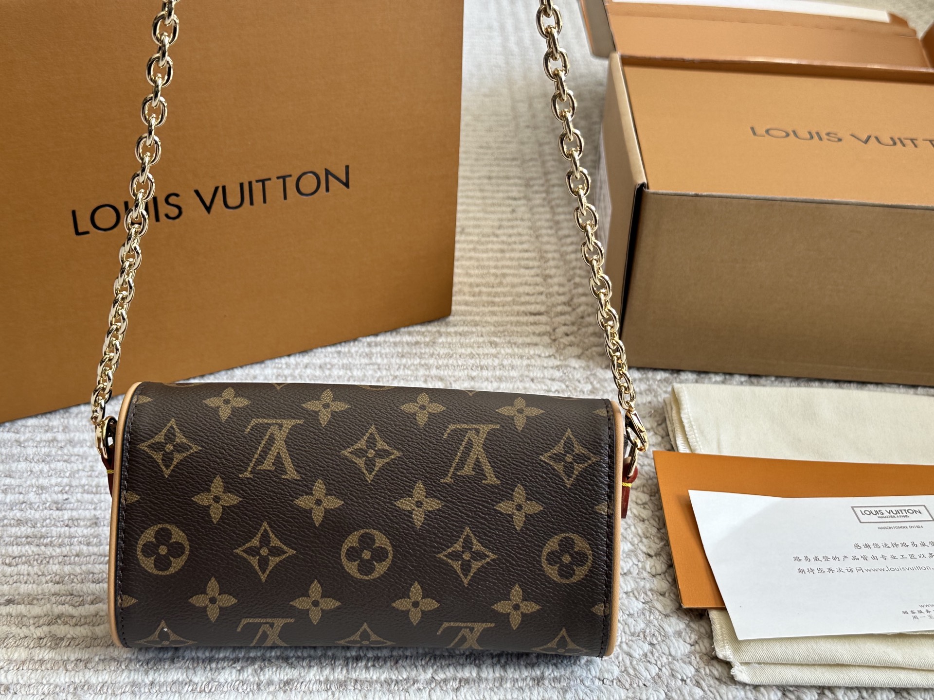 L style pochette camill Bag