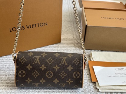 L style pochette camill Bag