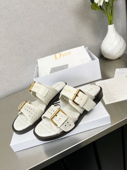 D Style Hollow Women's Slippers