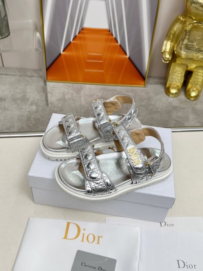 D Style Thick-soled women slippers