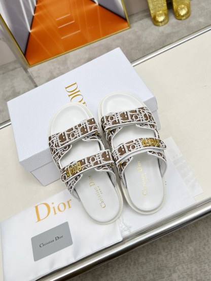 D Style Thick-soled women's slippers