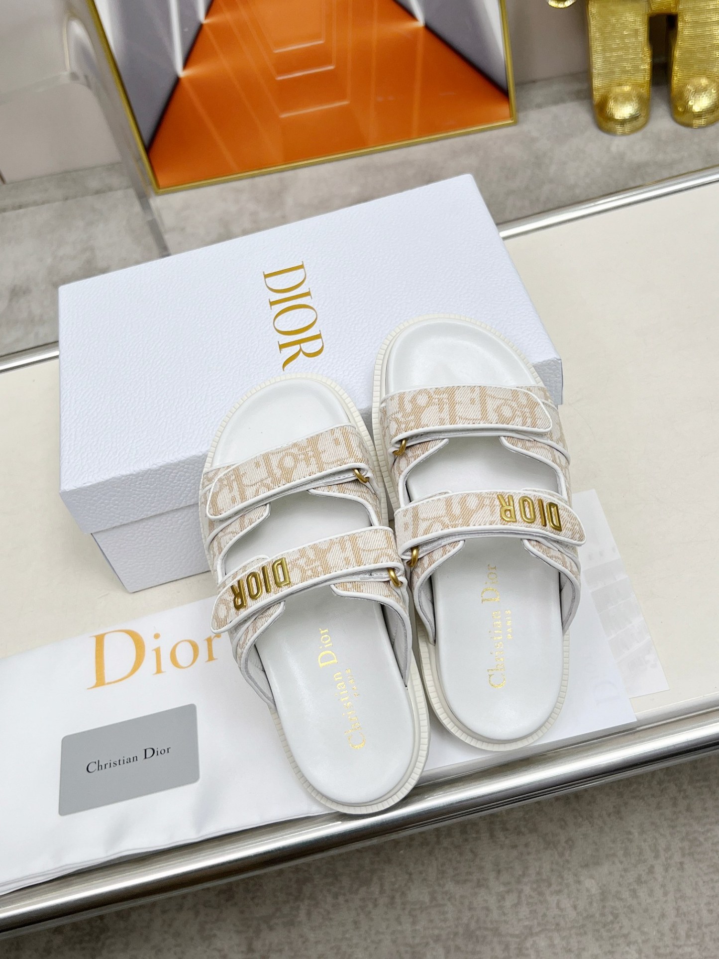 D Style Thick-soled women slippers