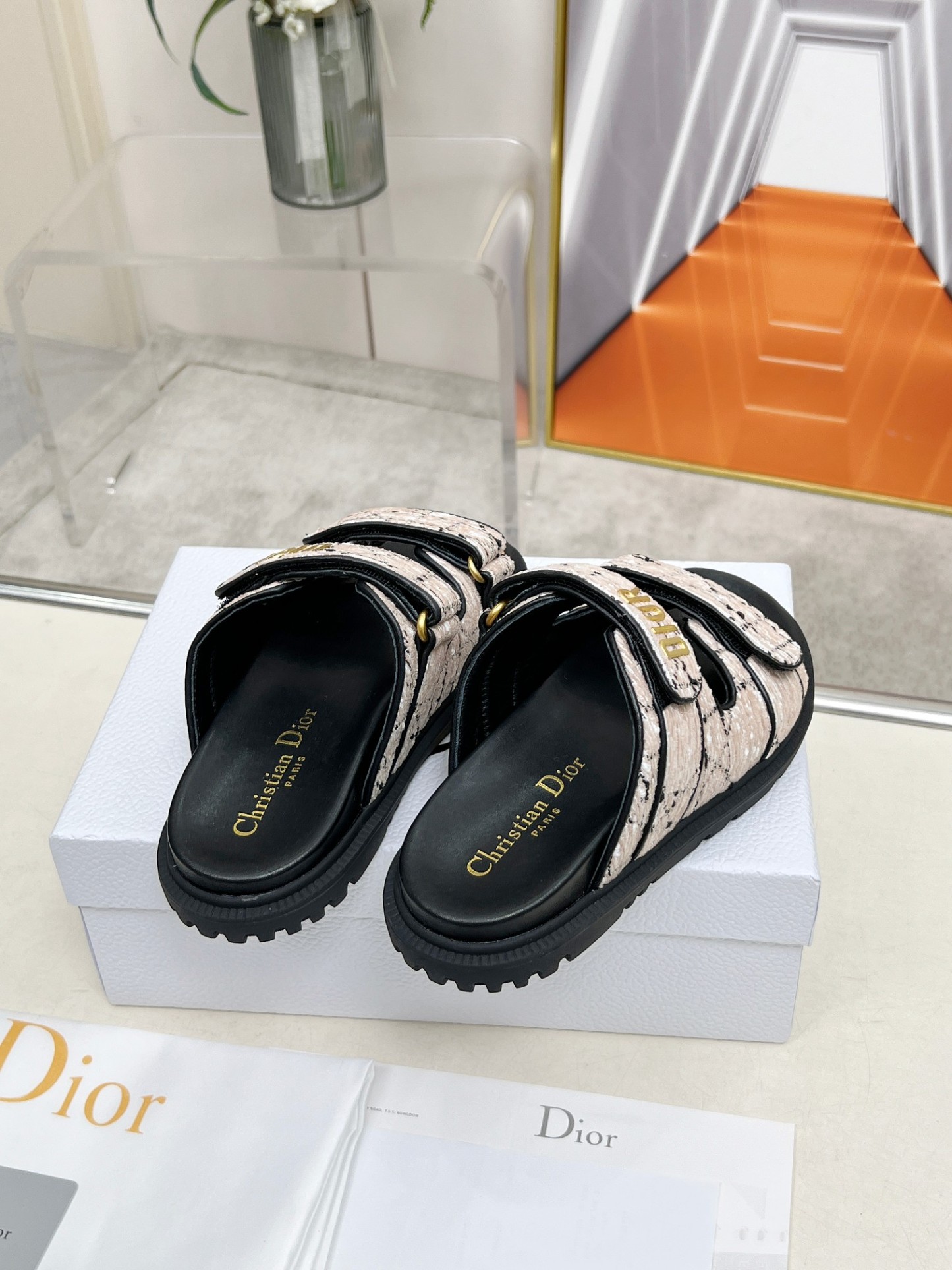 D Style Thick-soled women slippers