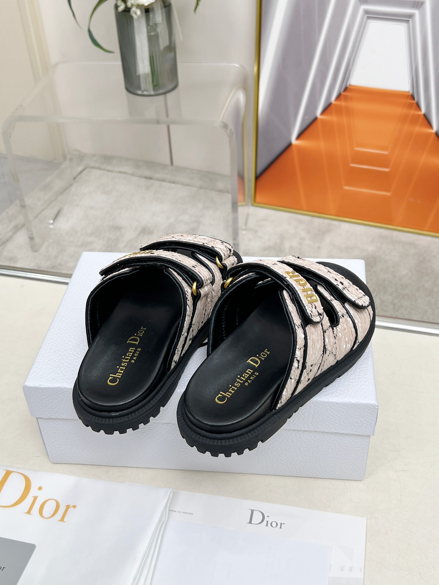 D Style Thick-soled women slippers