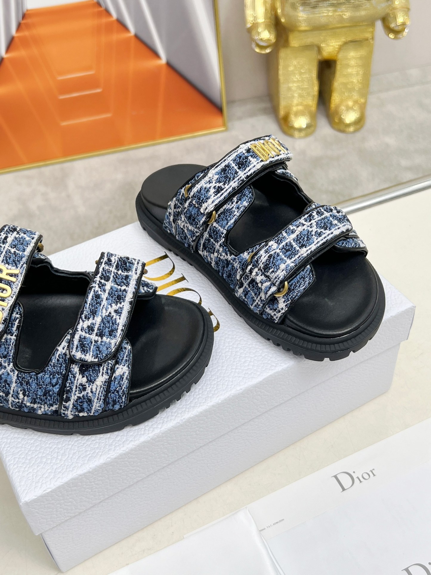D Style thick-soled women slippers