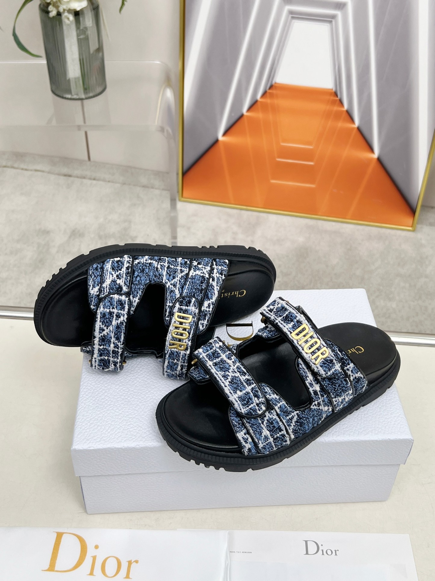 D Style thick-soled women slippers