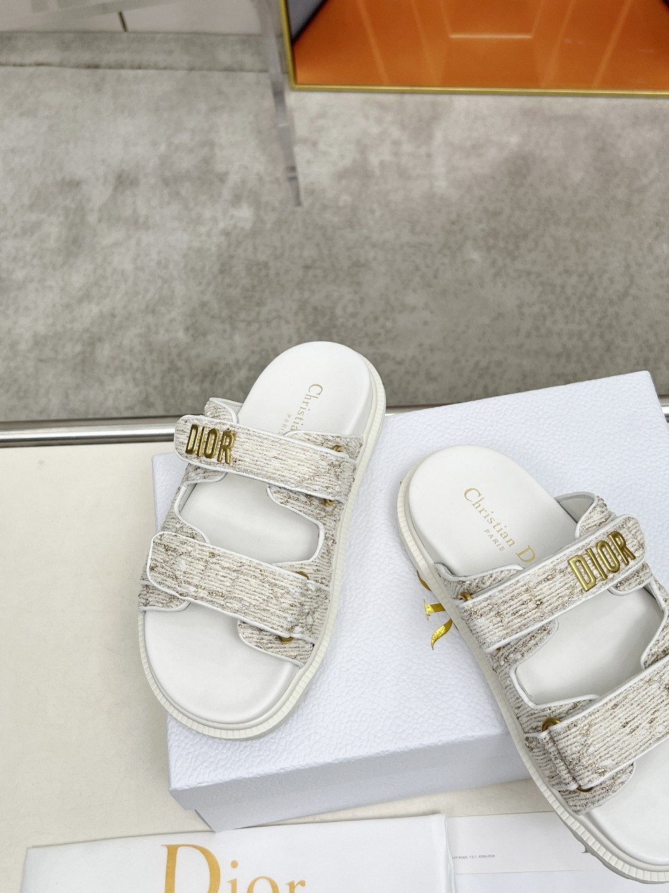 D Style thick-soled women's slippers