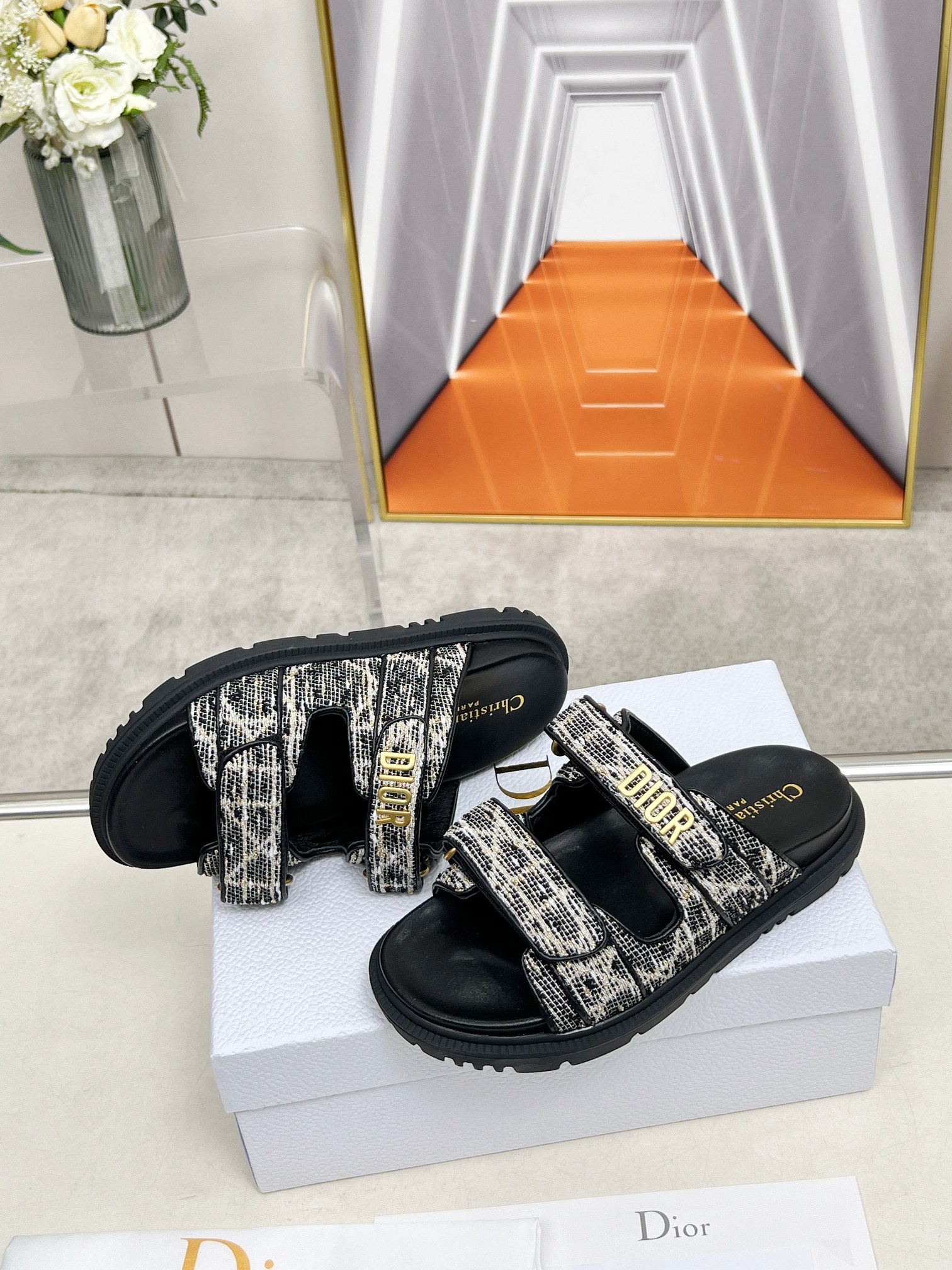 D Style thick-soled women's slippers