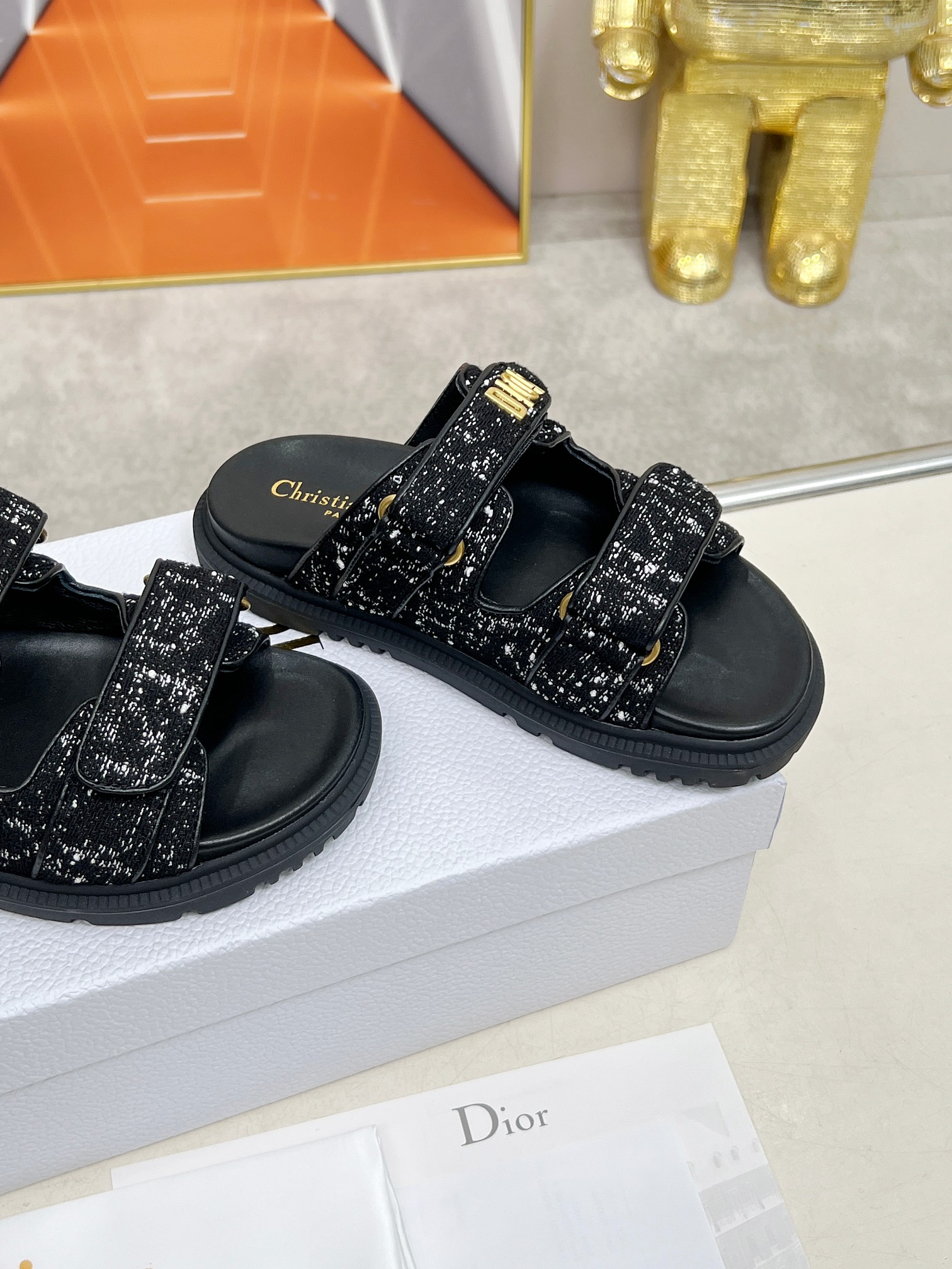 D Style thick-soled women's slippers