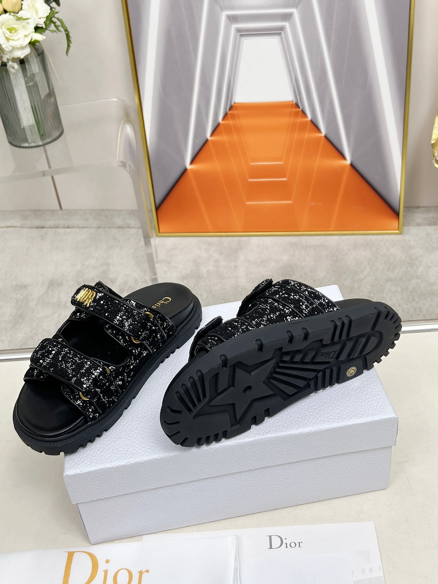 D Style thick-soled women's slippers