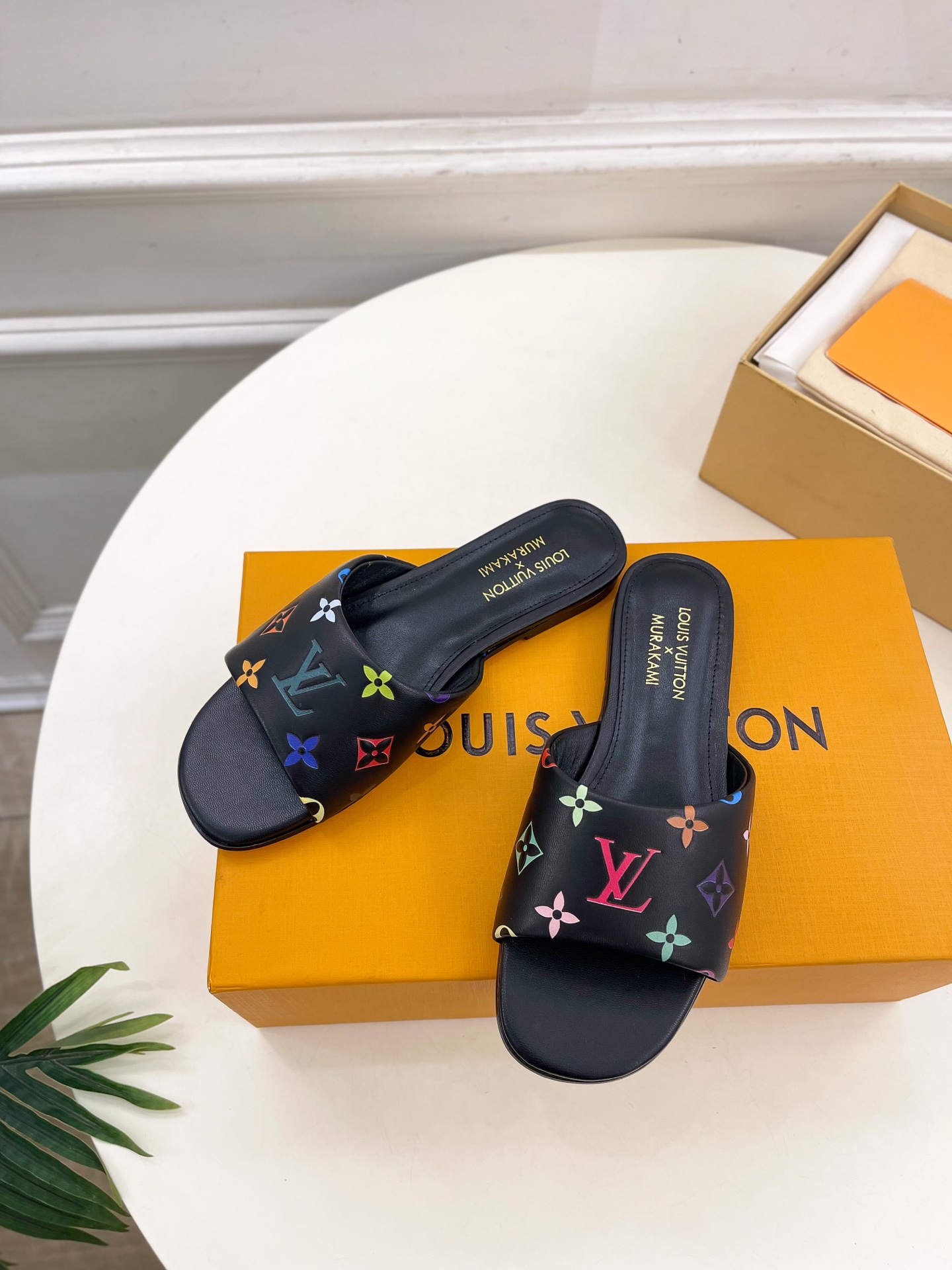 L Style Tricolor Embossed Flat Slippers