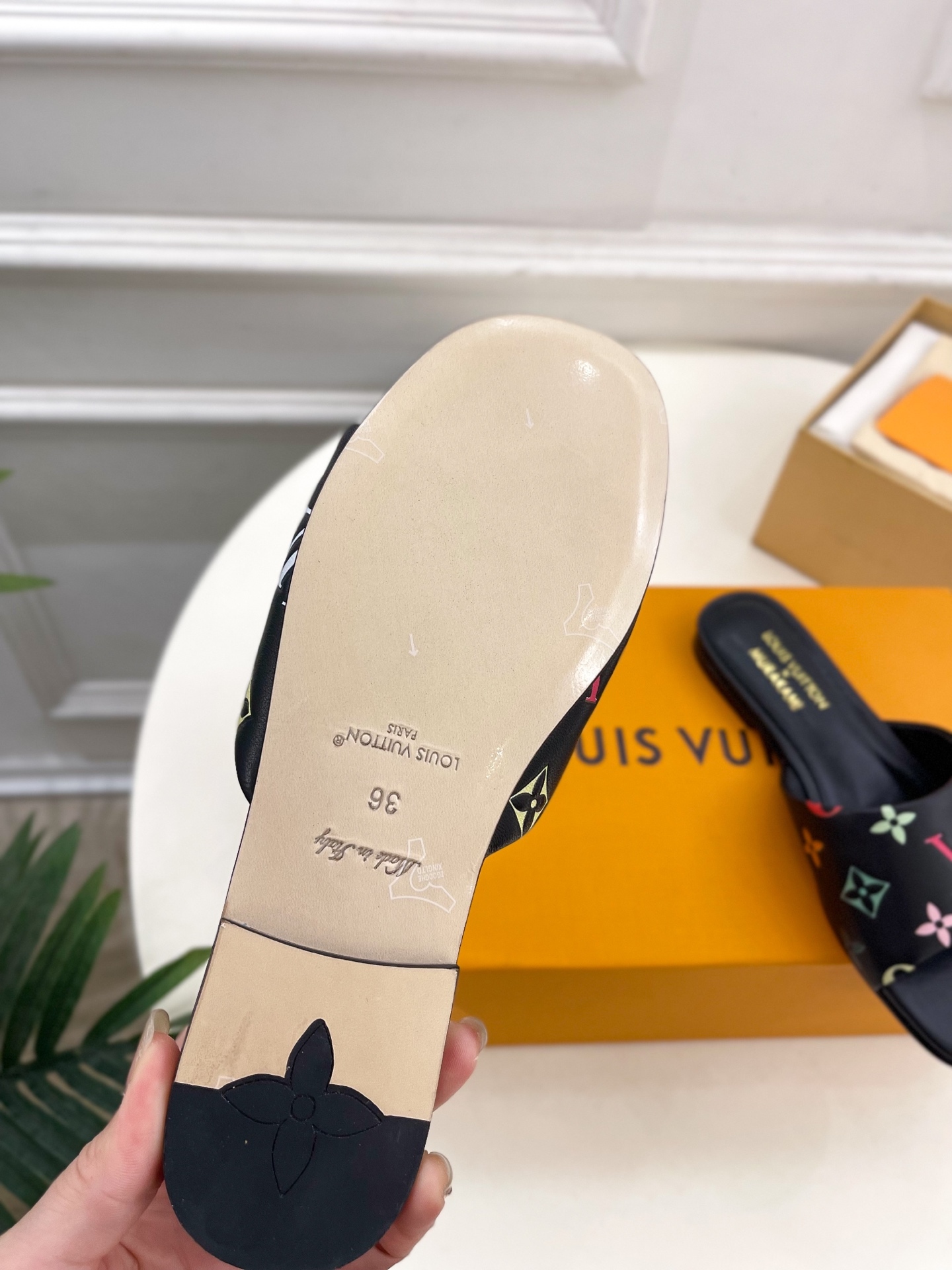 L Style Tricolor Embossed Flat Slippers