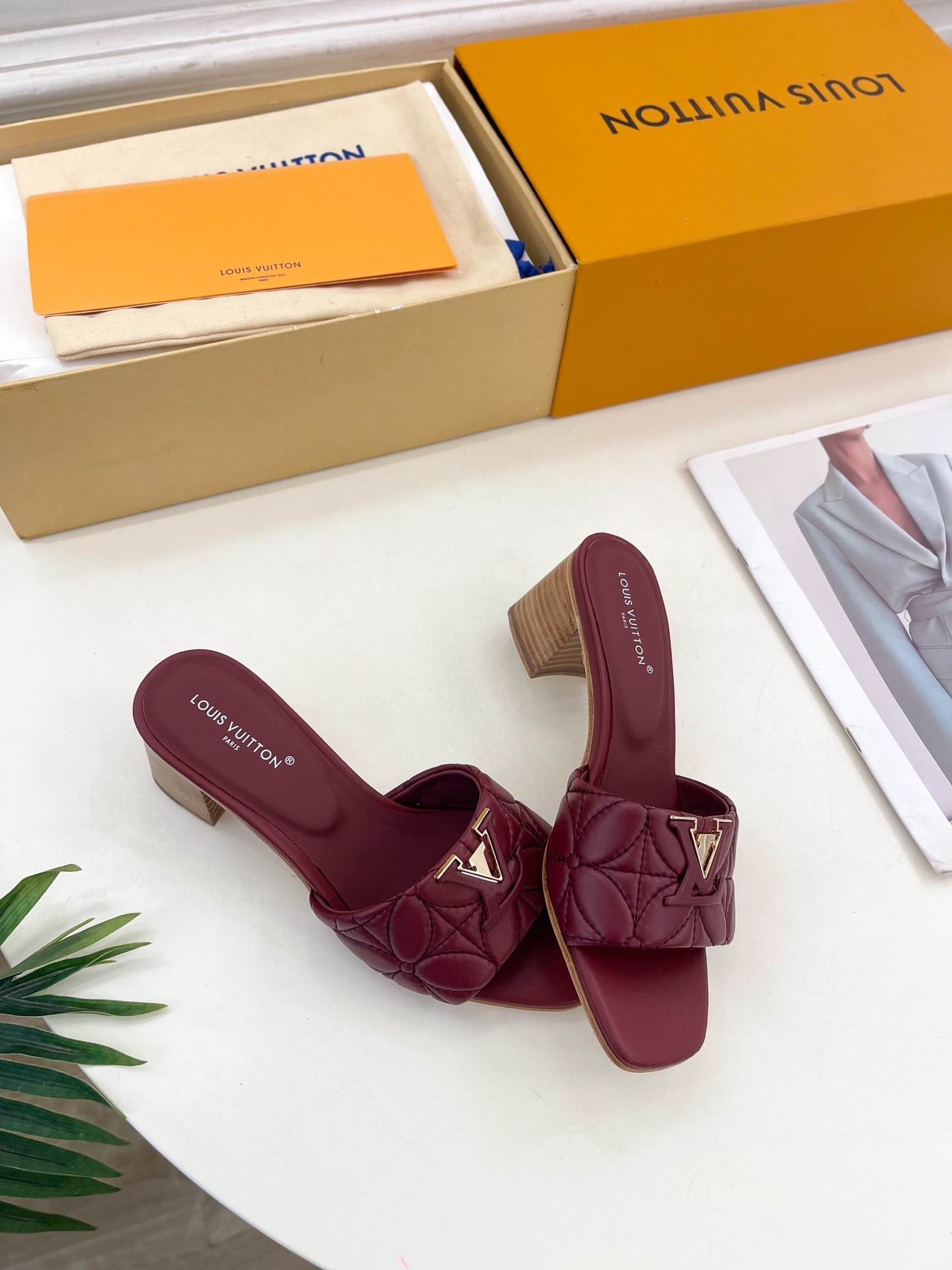 L Style embroidered letter buckle ladies slippers 5cm