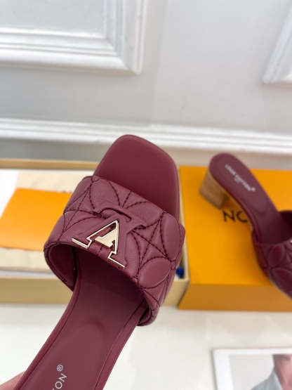 L Style embroidered letter buckle ladies slippers 5cm