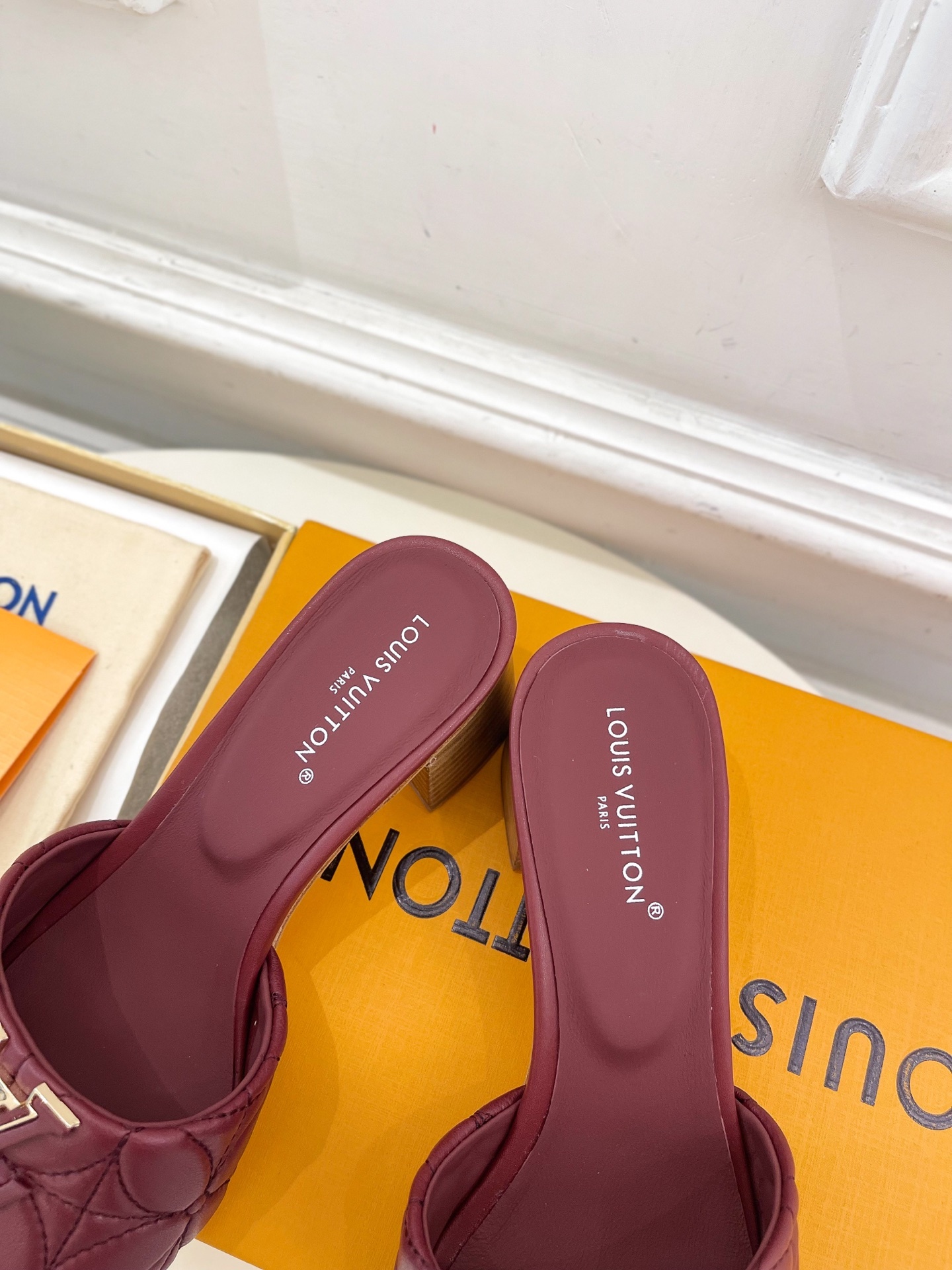 L Style embroidered letter buckle ladies slippers 5cm