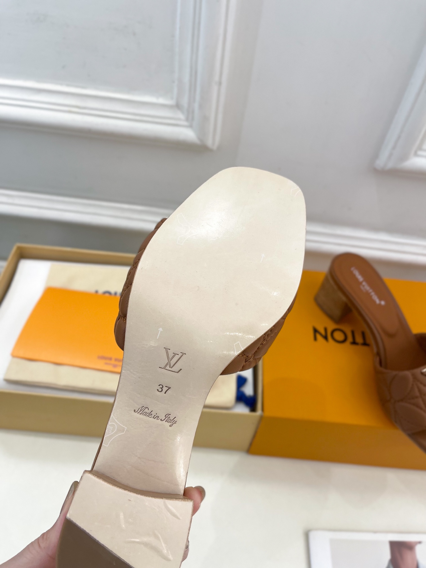 L Style embroidered letter buckle ladies slippers 5cm