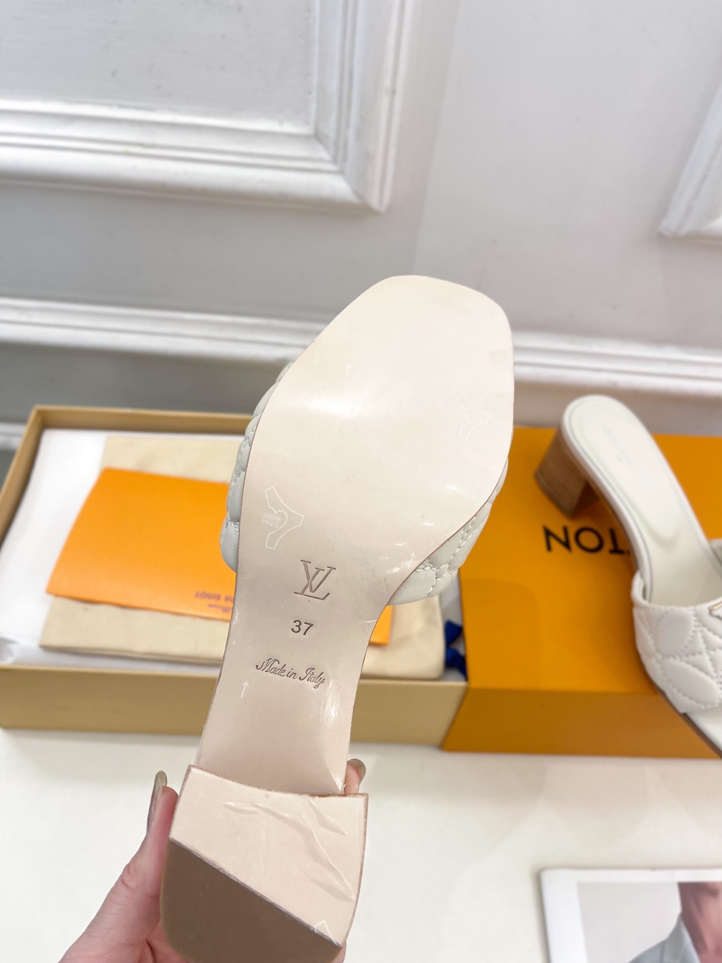 L Style embroidered letter buckle ladies slippers 5cm