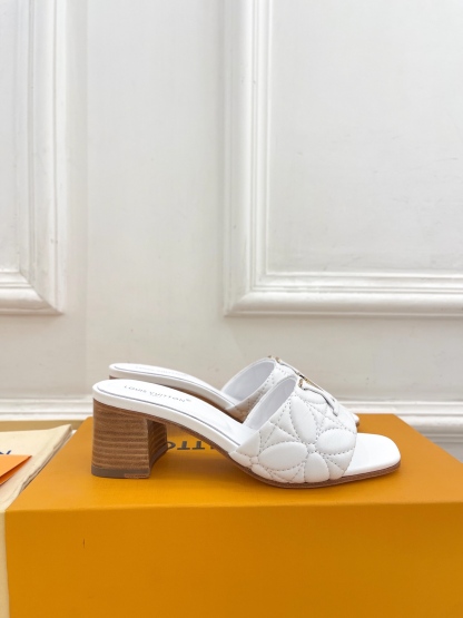 L Style embroidered letter buckle ladies slippers 5cm