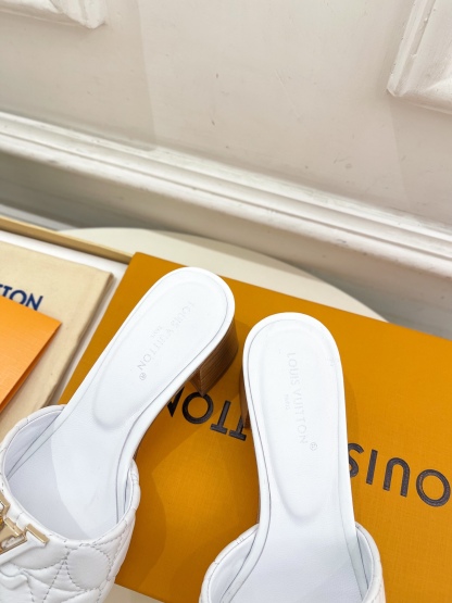 L Style embroidered letter buckle ladies slippers 5cm