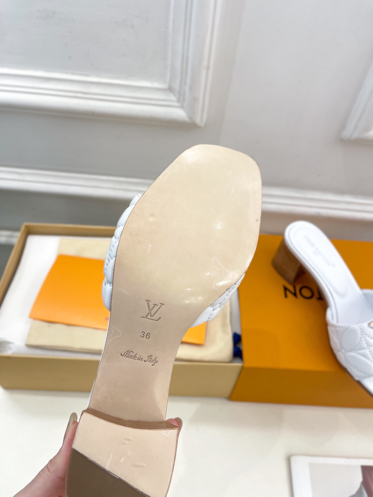 L Style embroidered letter buckle ladies slippers 5cm