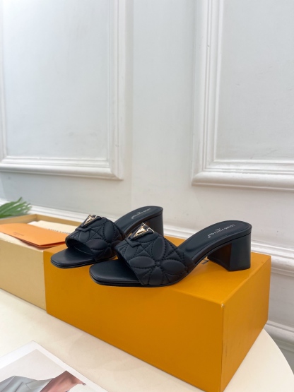 L Style embroidered letter buckle ladies slippers 5cm