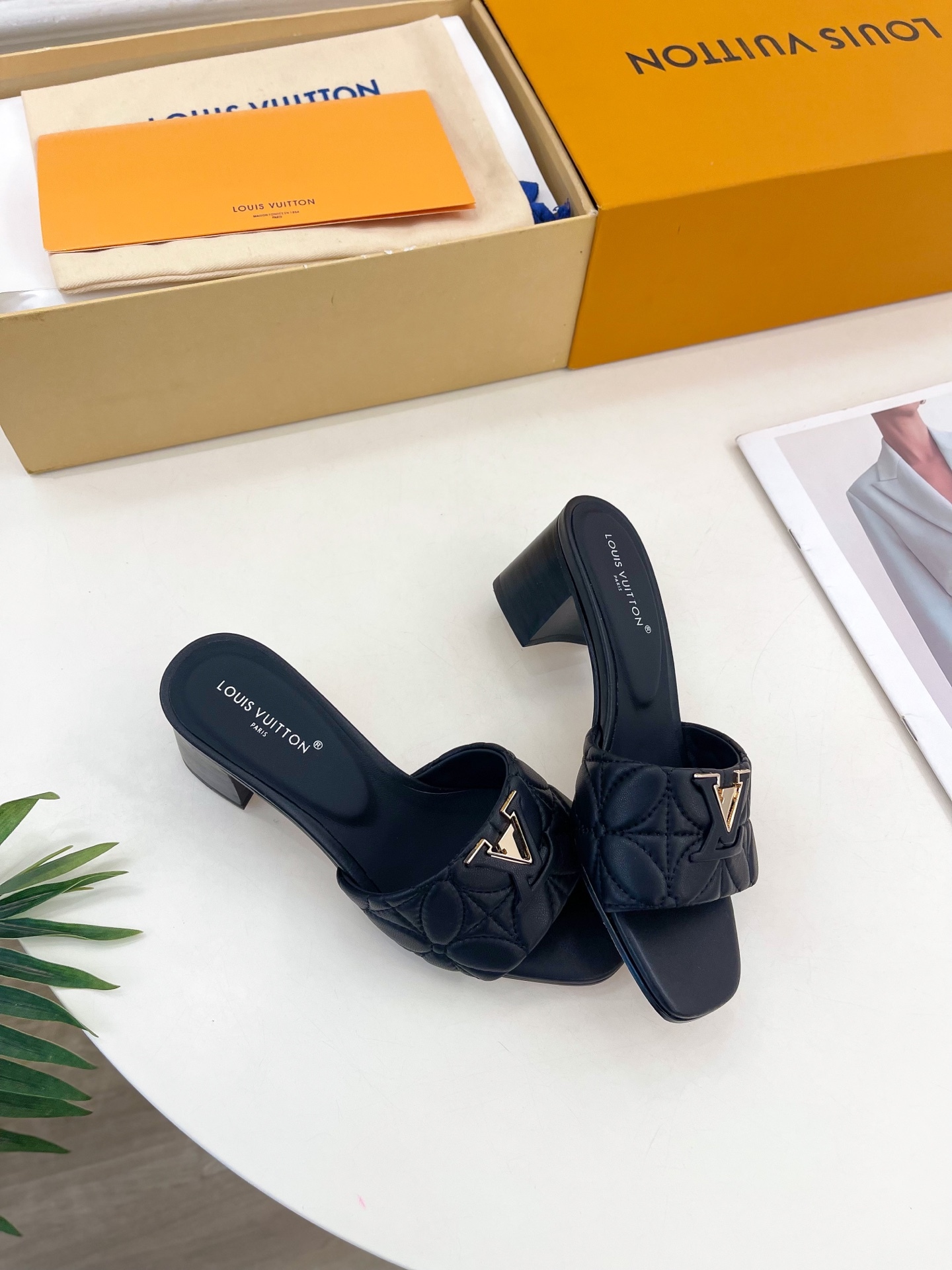 L Style embroidered letter buckle ladies slippers 5cm