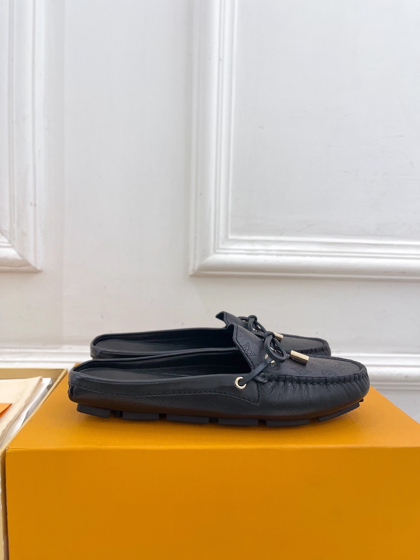 L Style Classic versatile bowknot loafers, half slippers