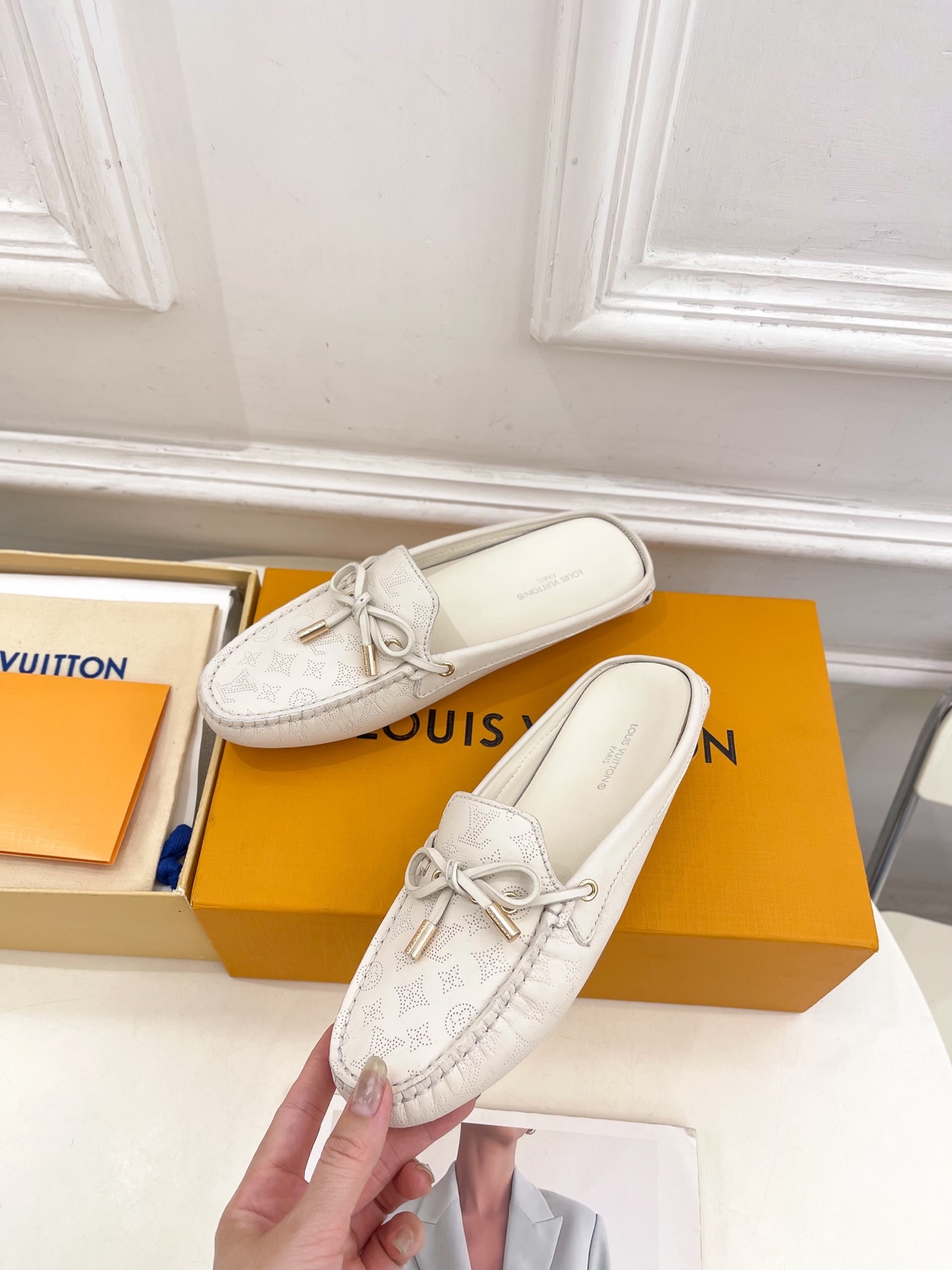 L Style Classic versatile bowknot loafers, half slippers